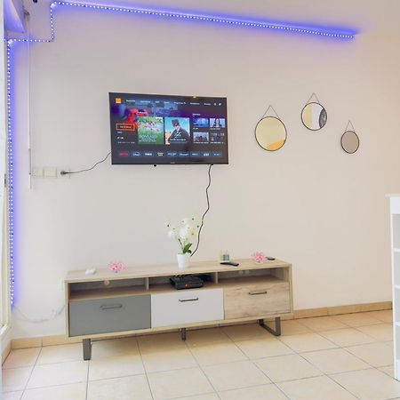 Le Petit Oasis Apartment Saint-Denis Exterior photo