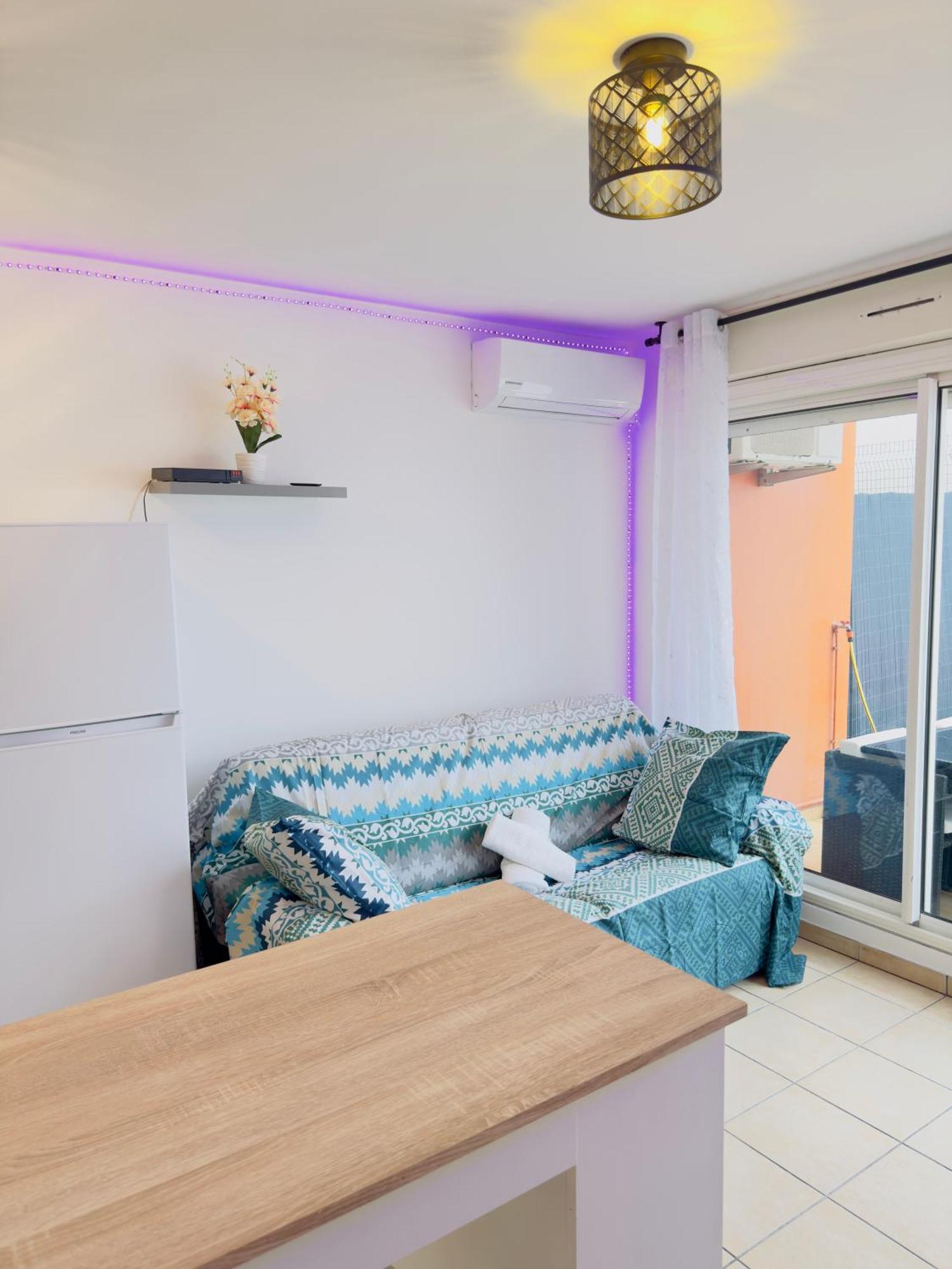 Le Petit Oasis Apartment Saint-Denis Exterior photo