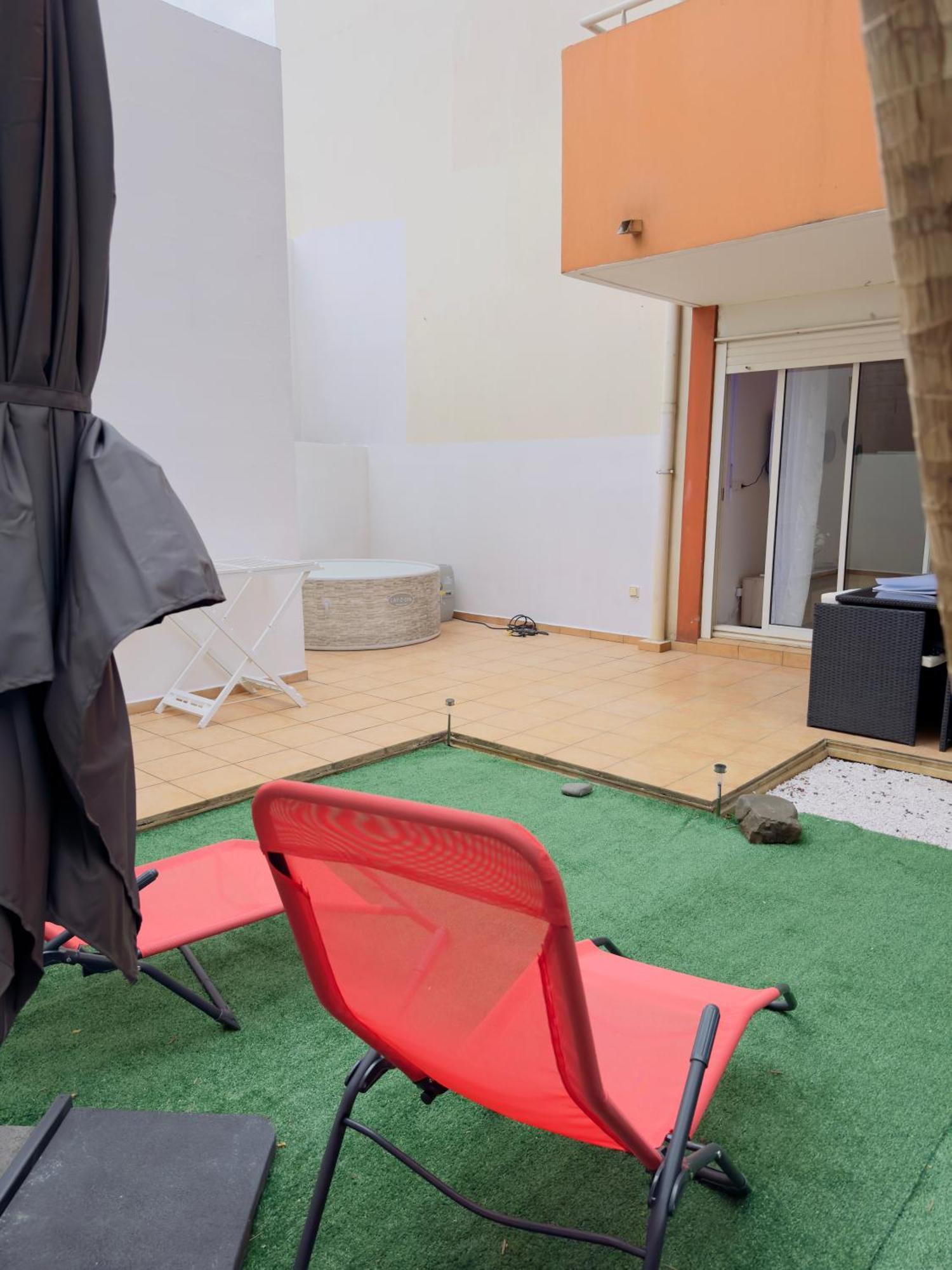 Le Petit Oasis Apartment Saint-Denis Exterior photo