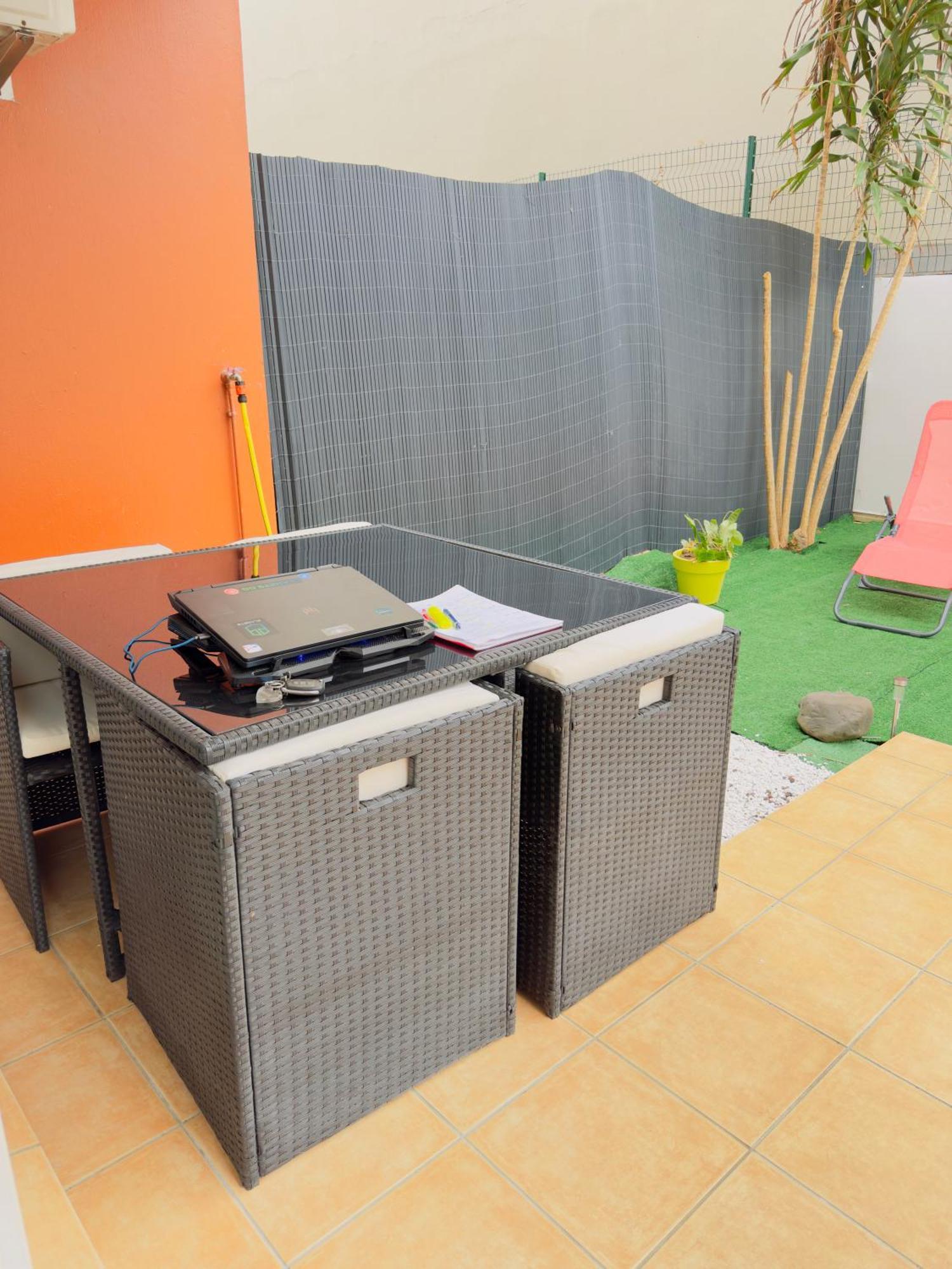 Le Petit Oasis Apartment Saint-Denis Exterior photo