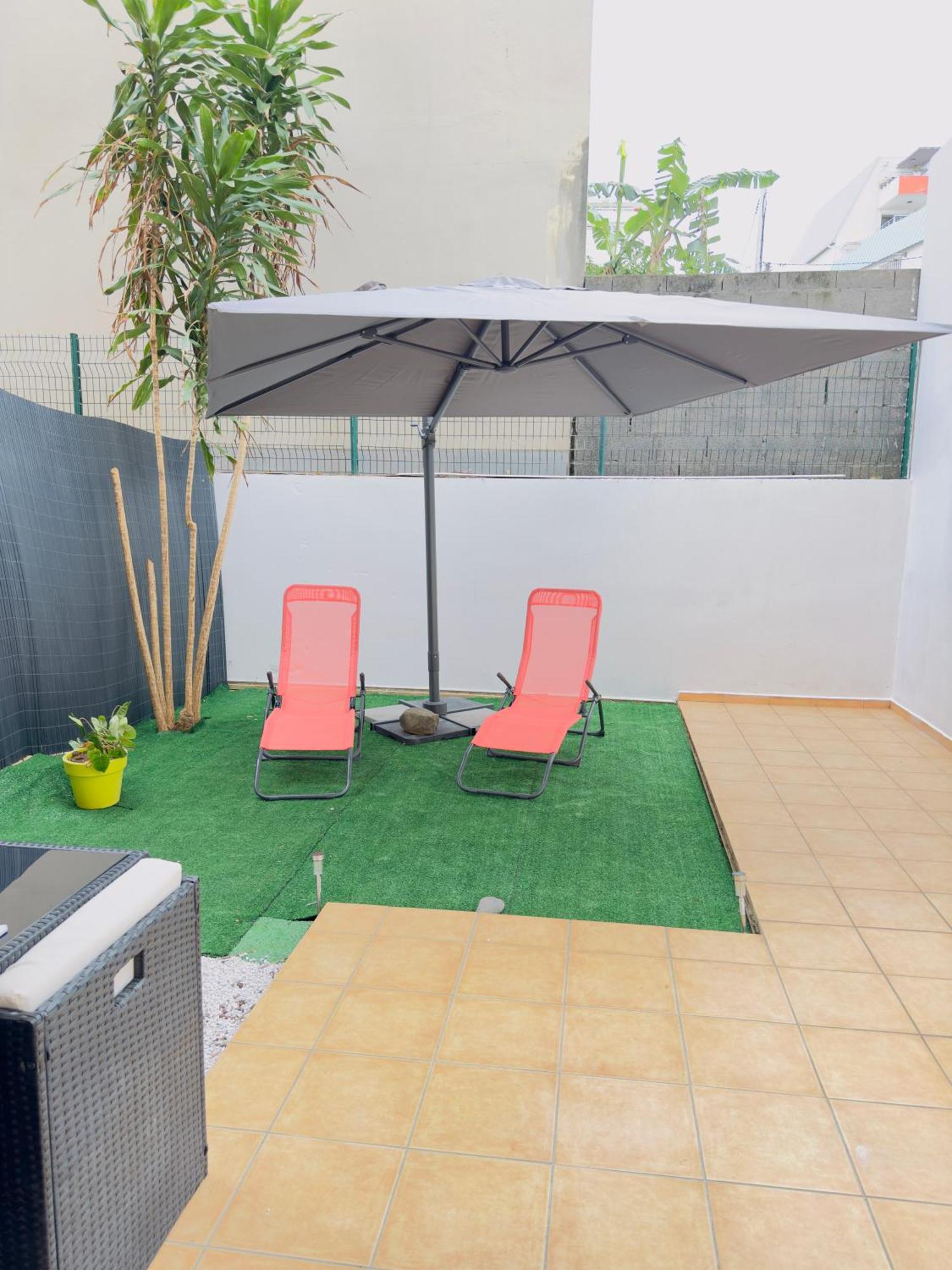 Le Petit Oasis Apartment Saint-Denis Exterior photo